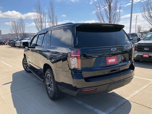 Used 2023 Chevrolet Suburban Z71 AWD/4WD image 9