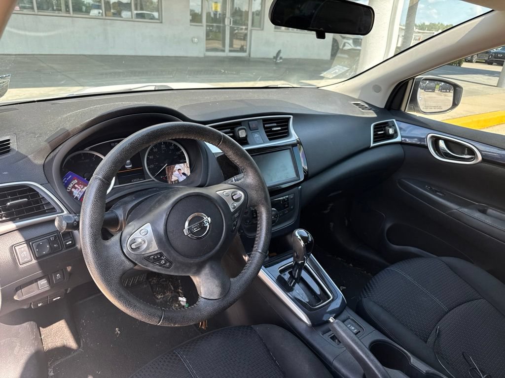 Used 2019 Nissan Sentra SR FWD image 16