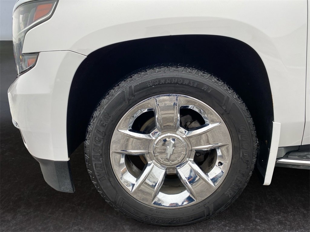 Used 2016 Chevrolet Suburban LTZ image 14