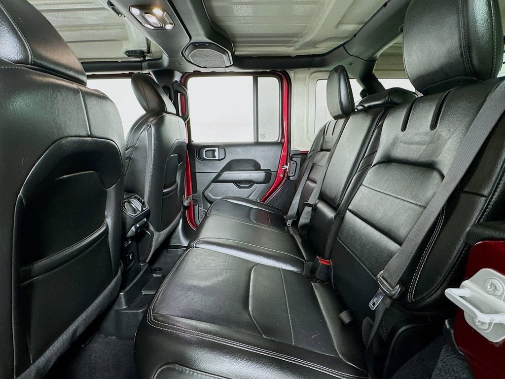 Used 2022 Jeep Wrangler Unlimited Sahara w/ Cold Weather Group image 12