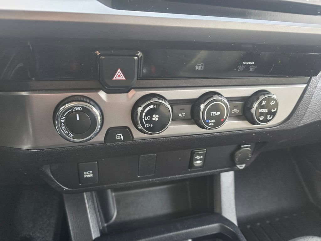 Used 2017 Toyota Tacoma SR5 w/ Tow Package image 22