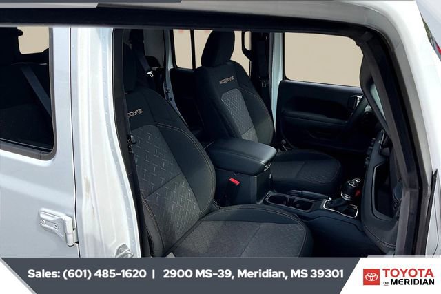 Used 2025 Jeep Gladiator Mojave image 6