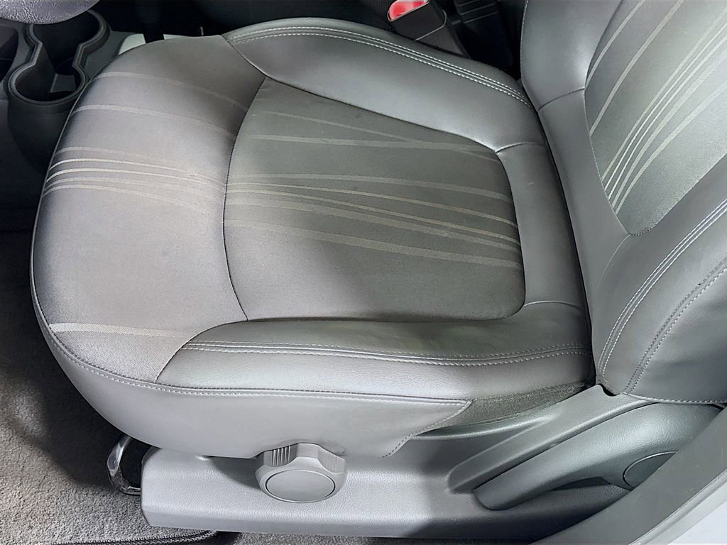 Used 2015 Chevrolet Spark LT image 18