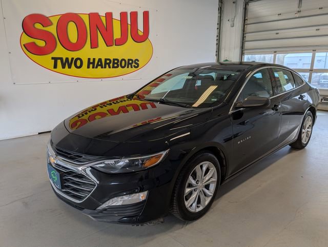 Used 2022 Chevrolet Malibu LT FWD image 1