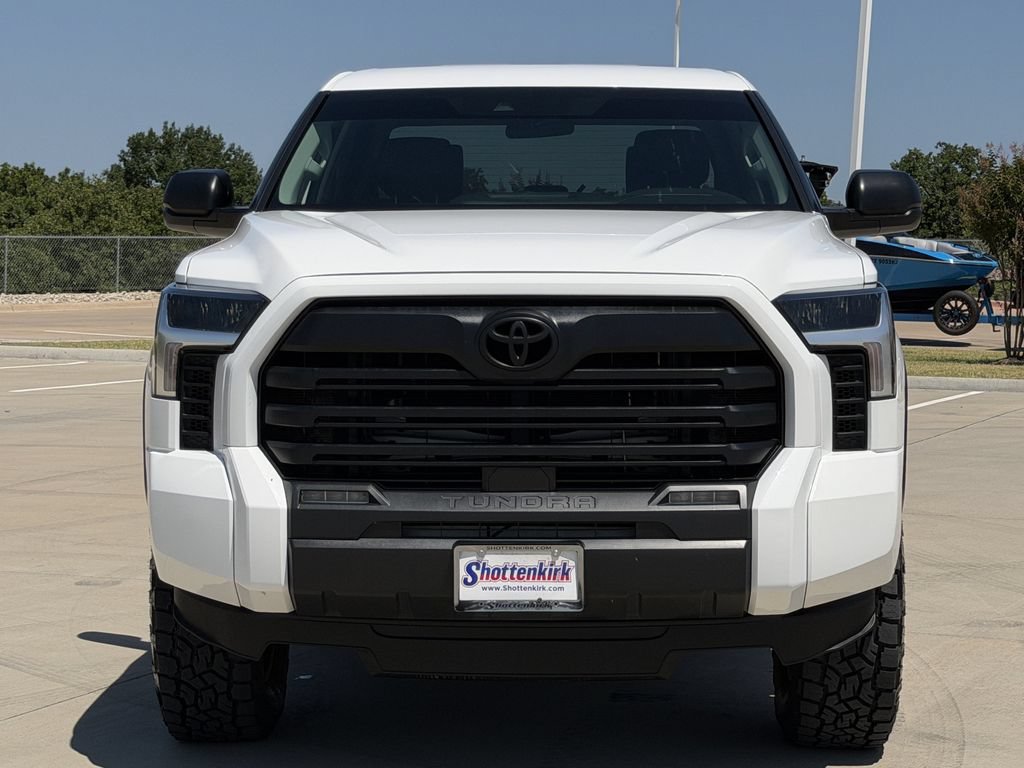 Used 2024 Toyota Tundra SR5 w/ SR5 Premium Package AWD/4WD image 7