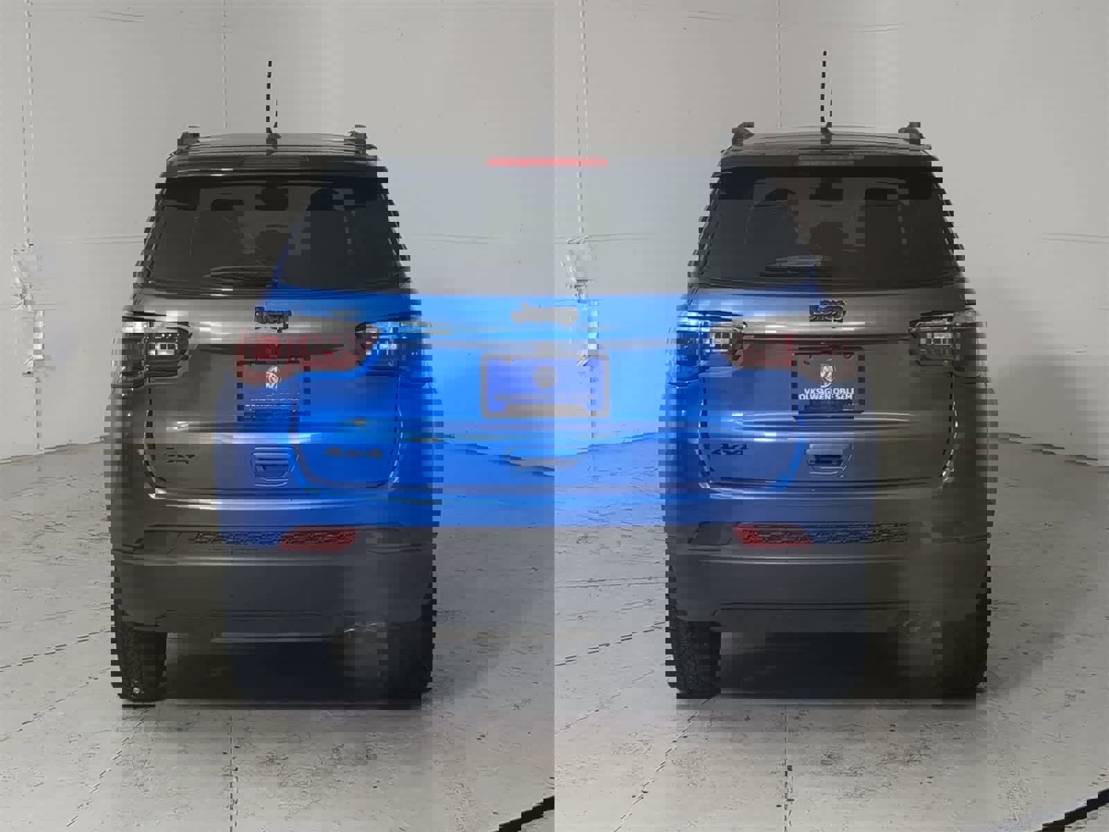 Used 2018 Jeep Compass Latitude w/ Popular Equipment Group image 5