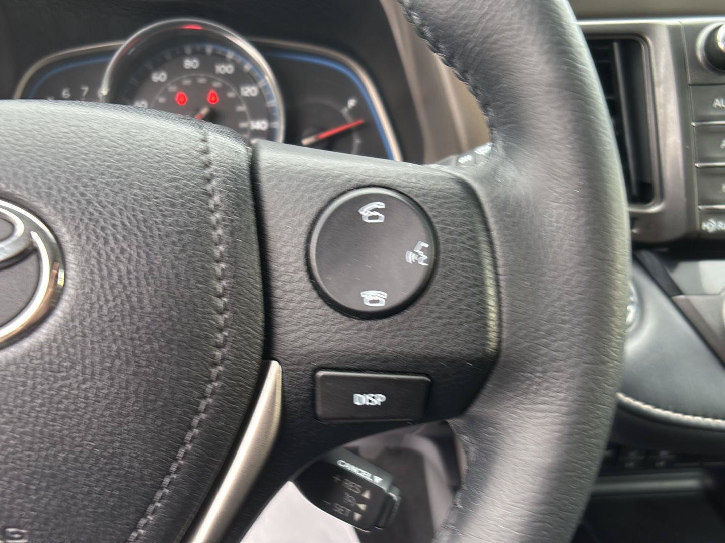 Used 2015 Toyota RAV4 Limited w/ Technology Package AWD/4WD image 29