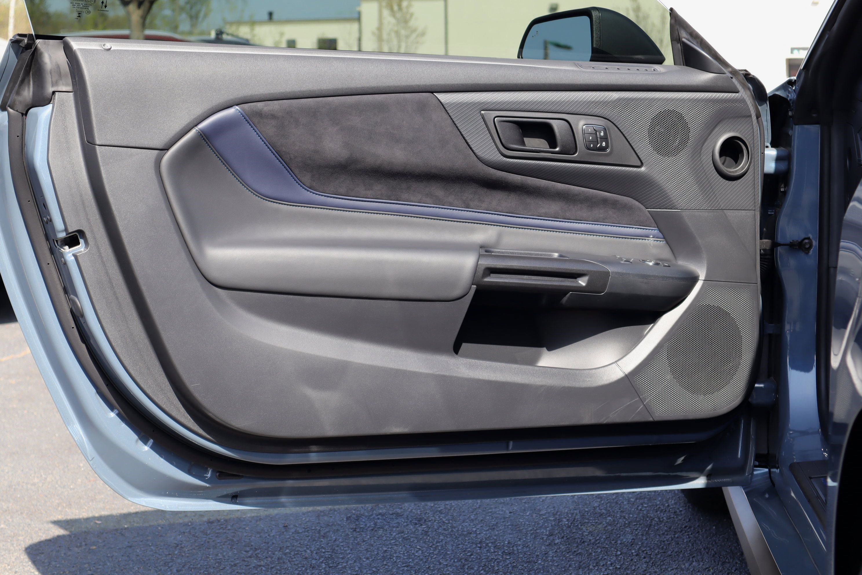 Used 2025 Ford Mustang Dark Horse image 21