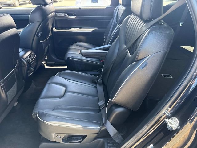 Used 2024 Hyundai Palisade Limited image 17