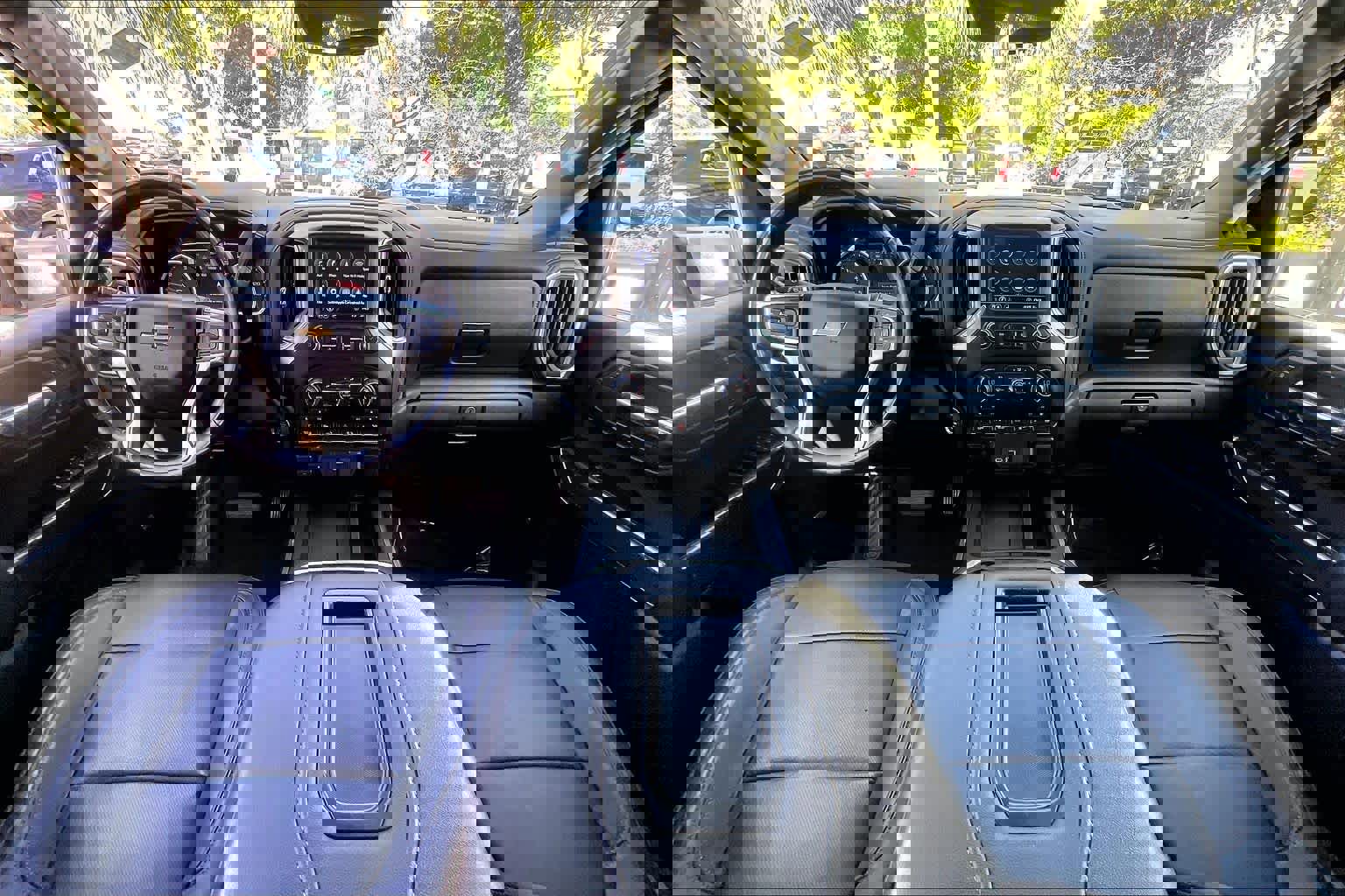 Used 2020 Chevrolet Silverado 3500 LTZ w/ LTZ Premium Package image 16