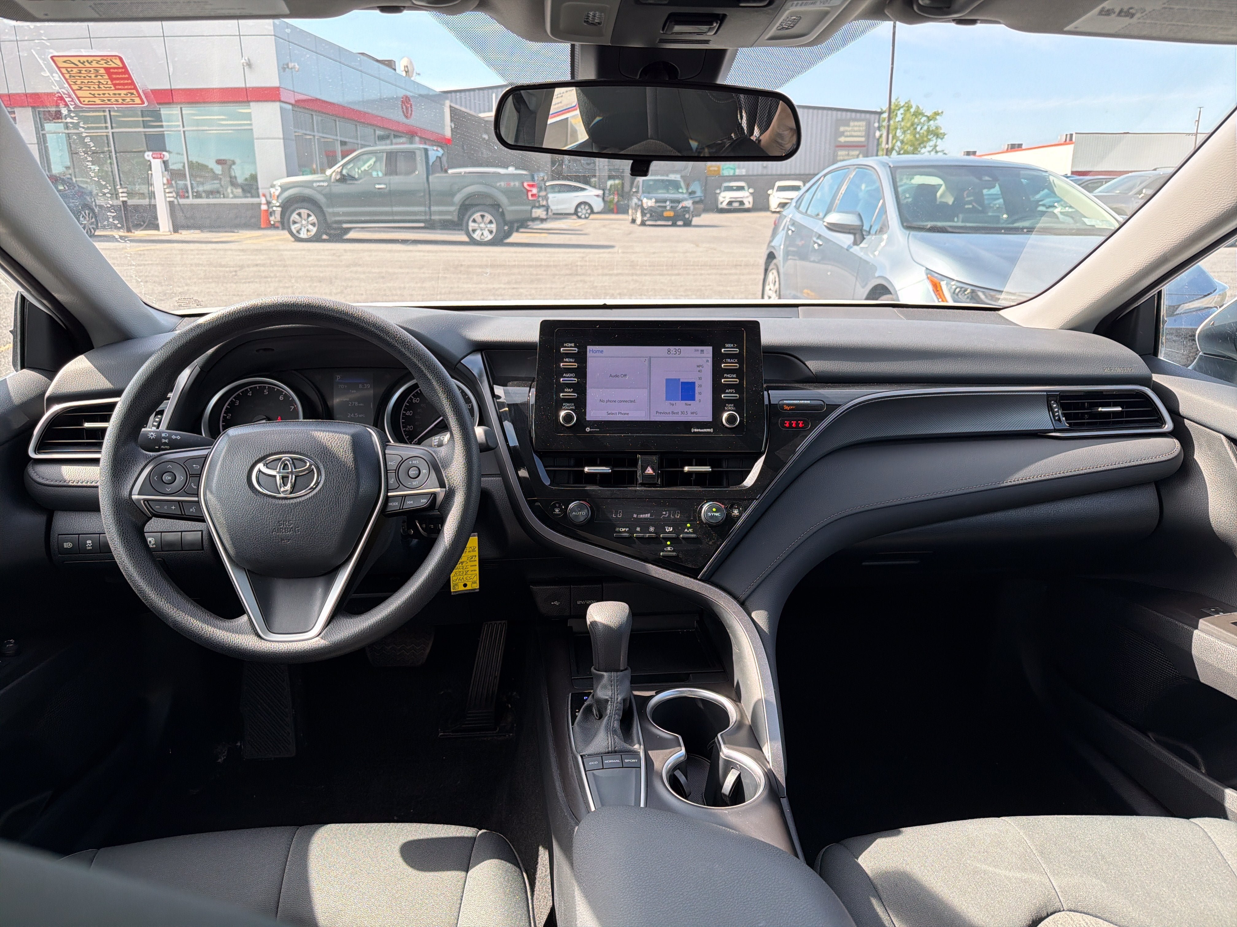 Used 2024 Toyota Camry LE FWD image 12