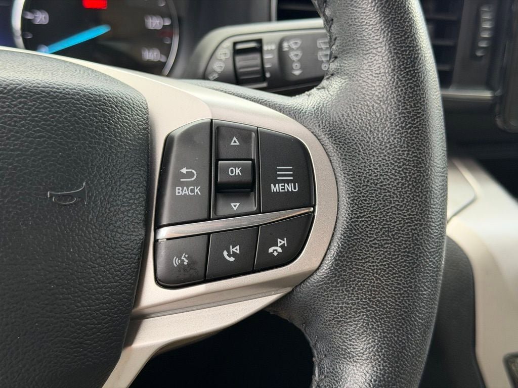 Certified 2022 Ford Explorer XLT w/ Equipment Group 202A image 32