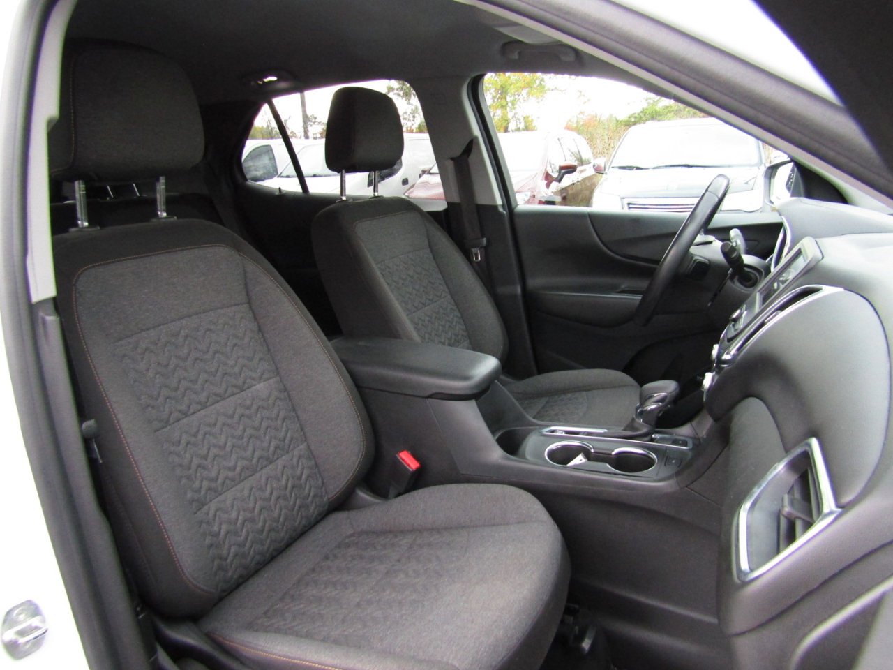 Used 2022 Chevrolet Equinox LT image 29