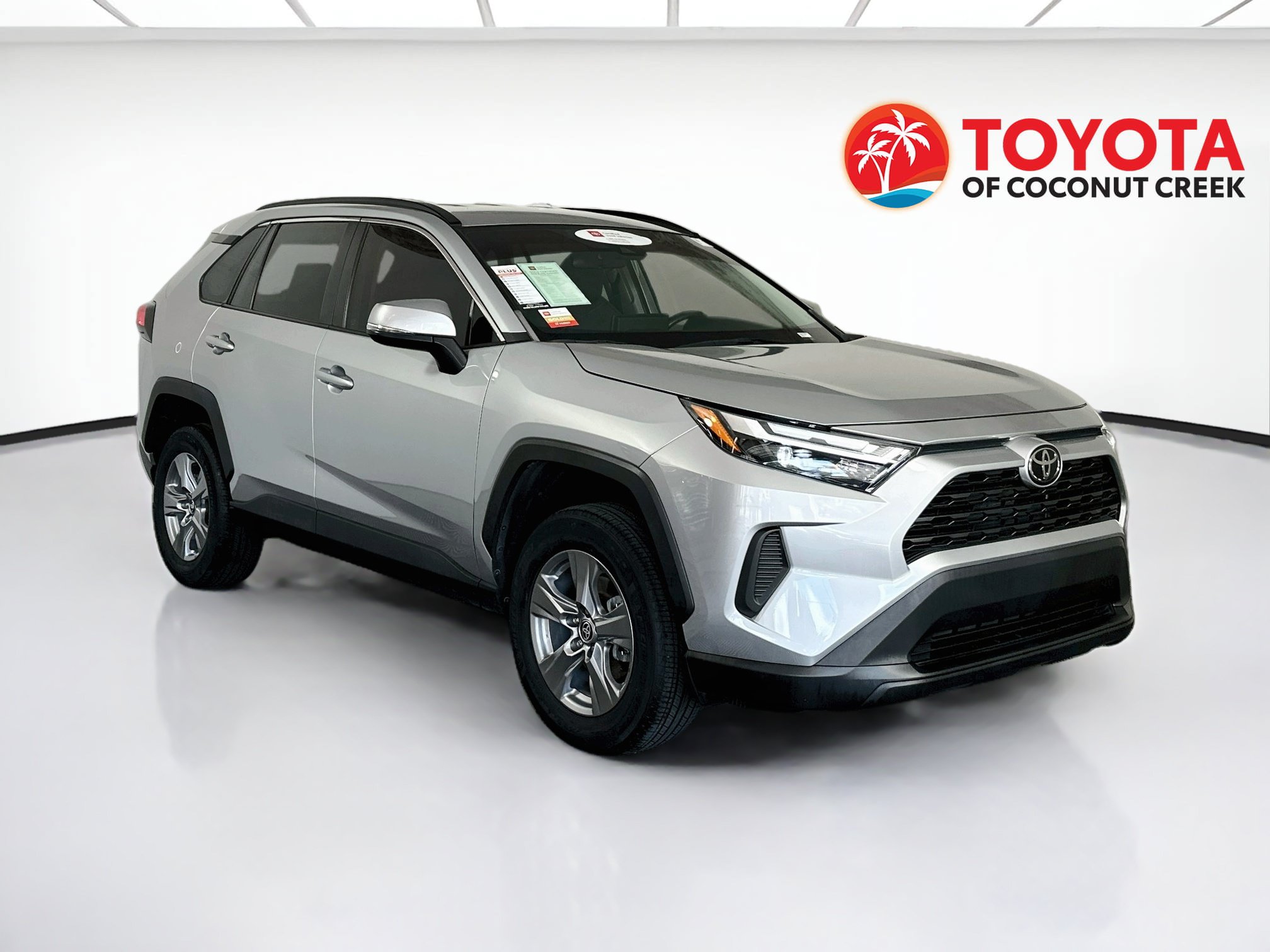 Used 2023 Toyota RAV4 XLE FWD video 1