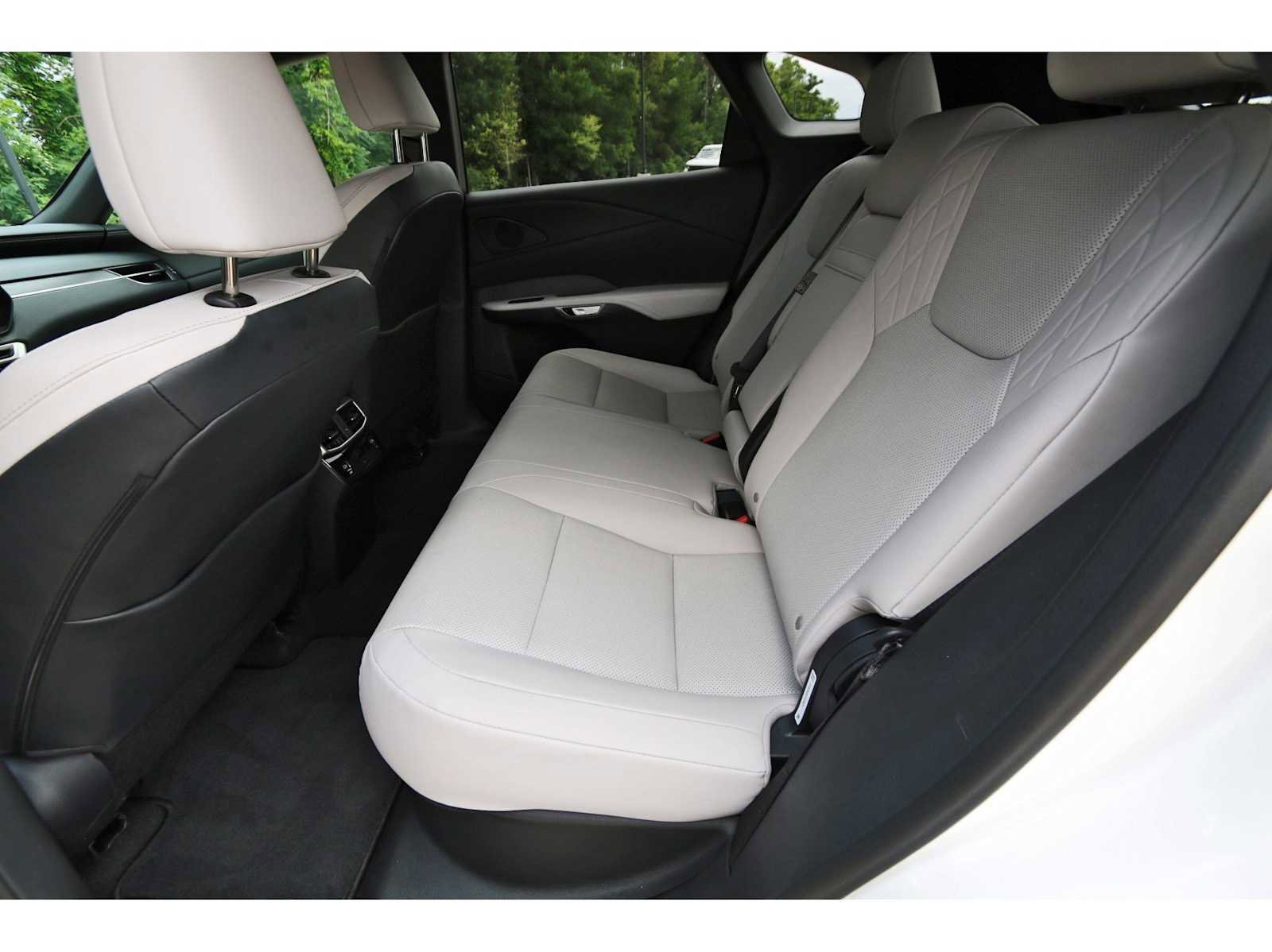 Used 2024 Lexus RX 350 Premium w/ Convenience Package FWD image 12