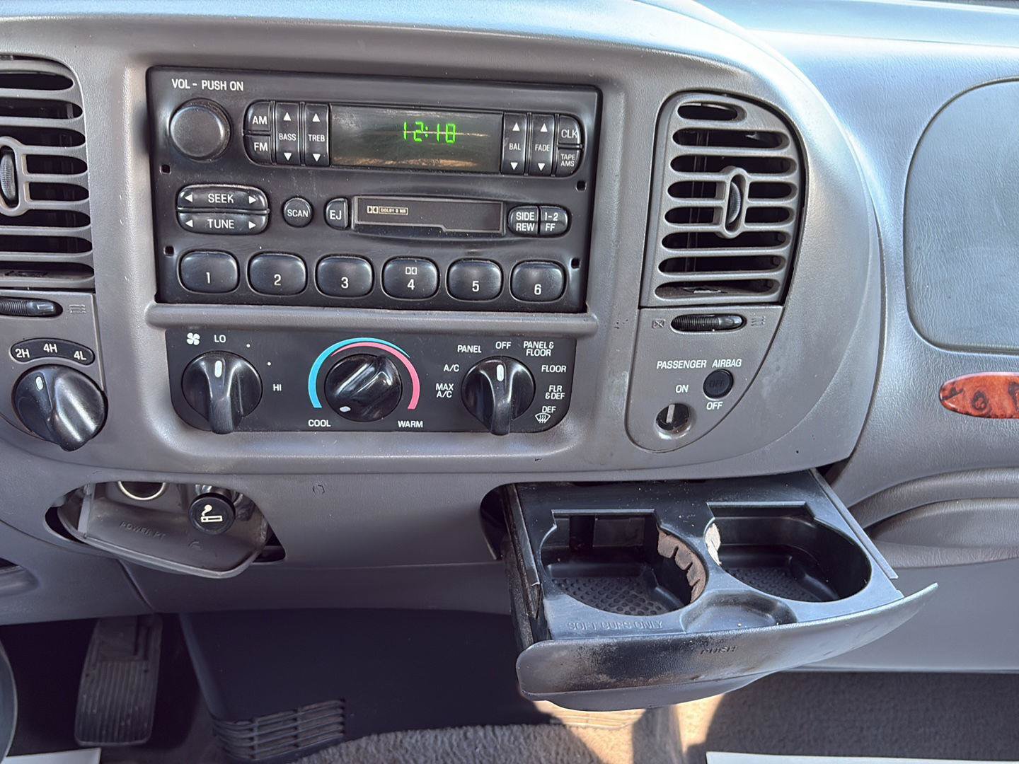 Used 1999 Ford F150 Lariat AWD/4WD image 13
