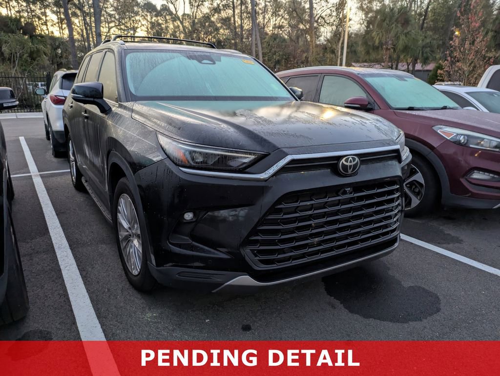Used 2024 Toyota Grand Highlander Platinum image 1