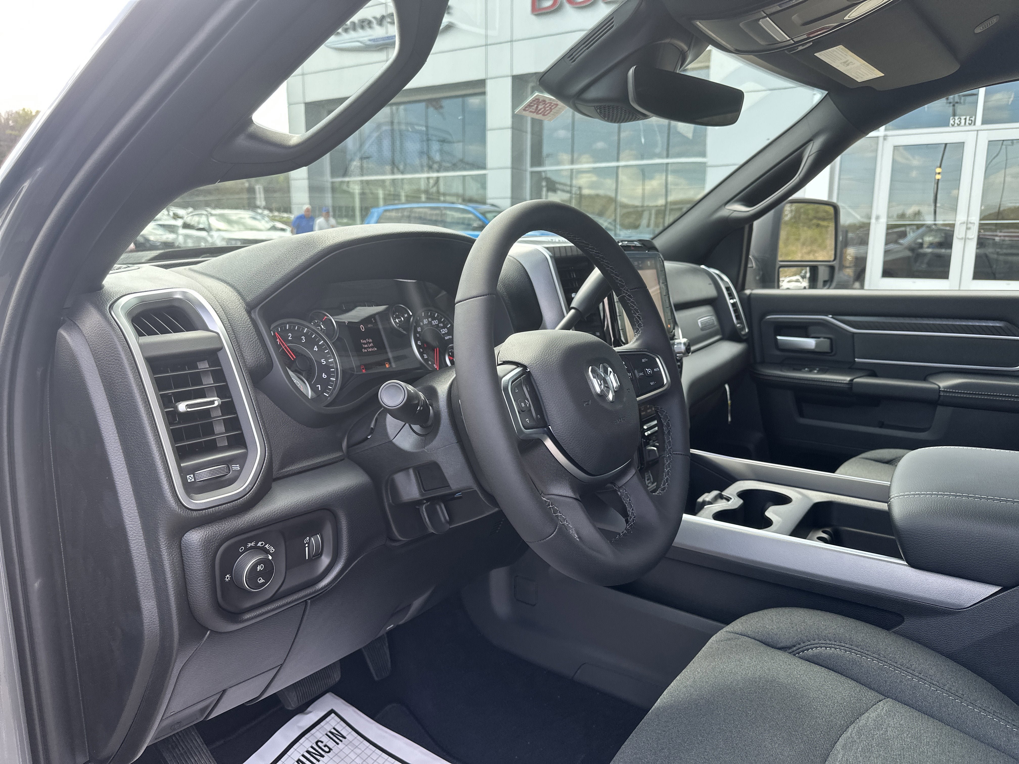 New 2026 RAM 2500 Big Horn AWD/4WD image 16