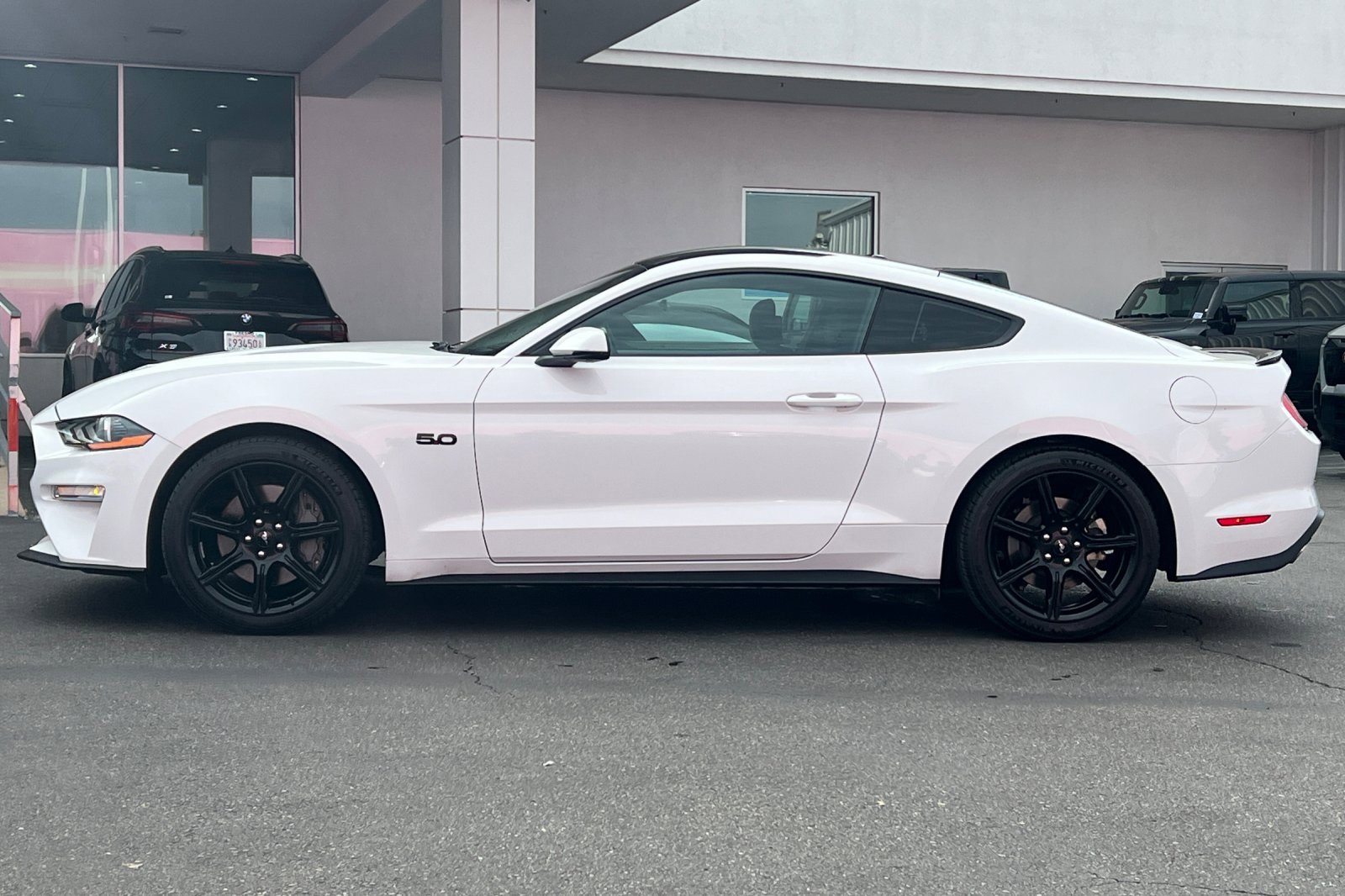 Used 2018 Ford Mustang GT Premium w/ Safe & Smart Package image 7
