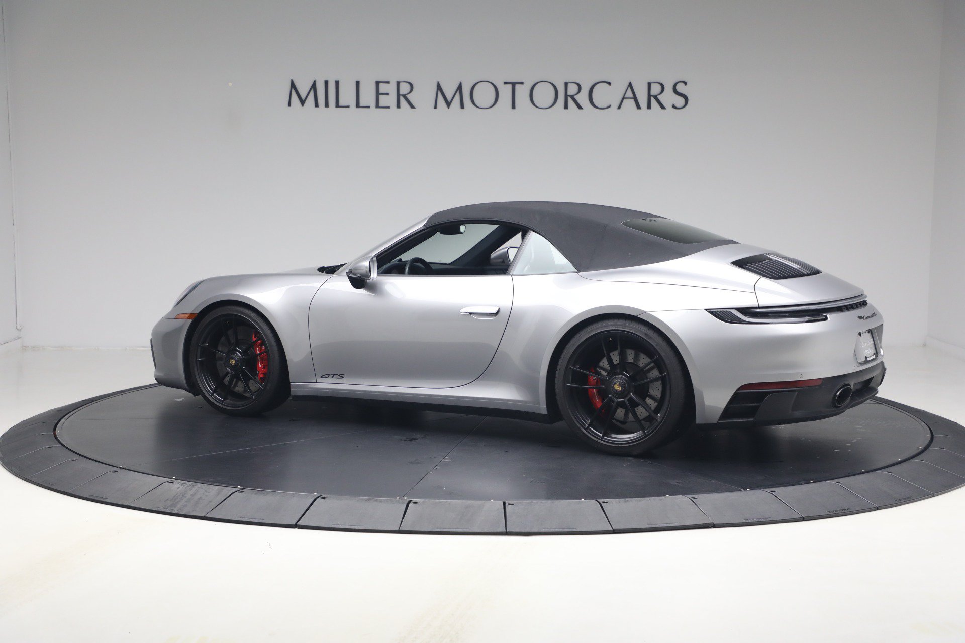 Used 2024 Porsche 911 Carrera GTS RWD image 26