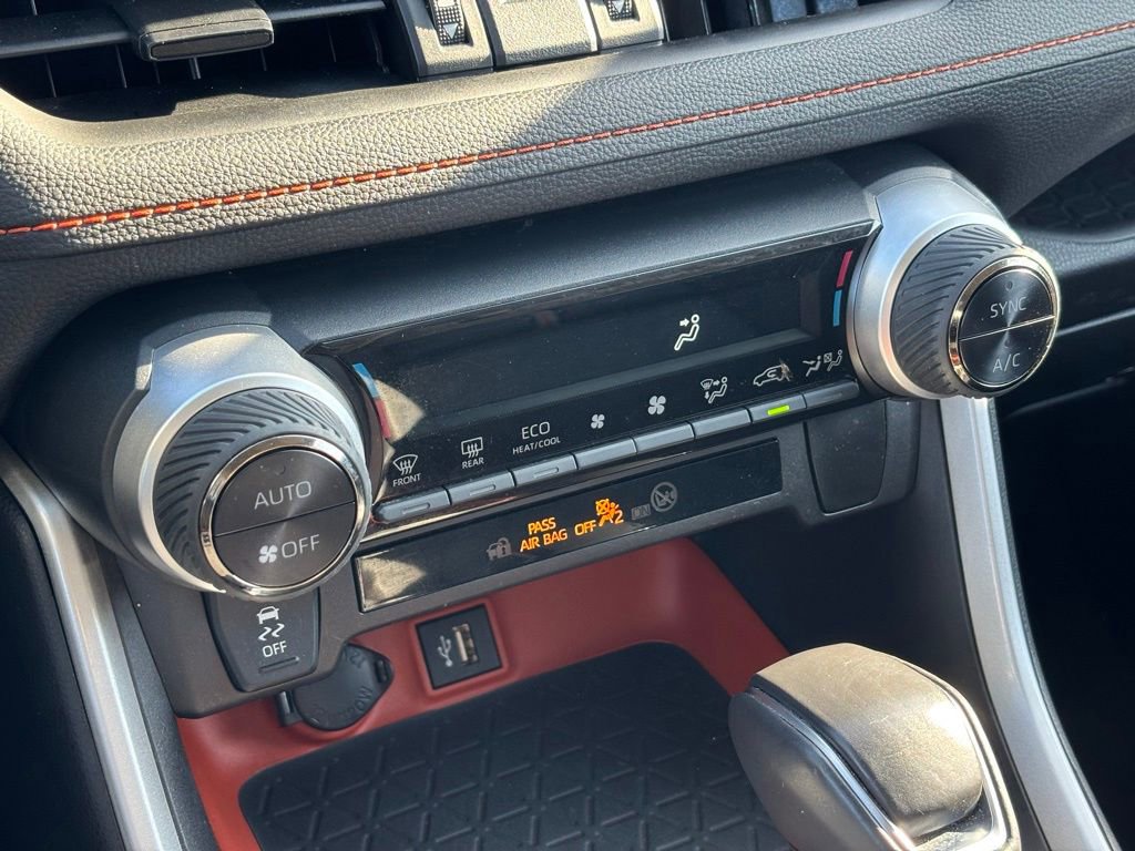 Used 2024 Toyota RAV4 Adventure image 25