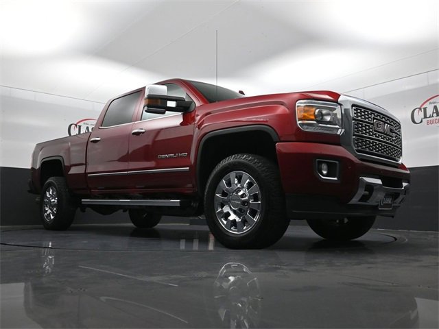 Used 2019 GMC Sierra 2500 Denali w/ Duramax Plus Package image 26