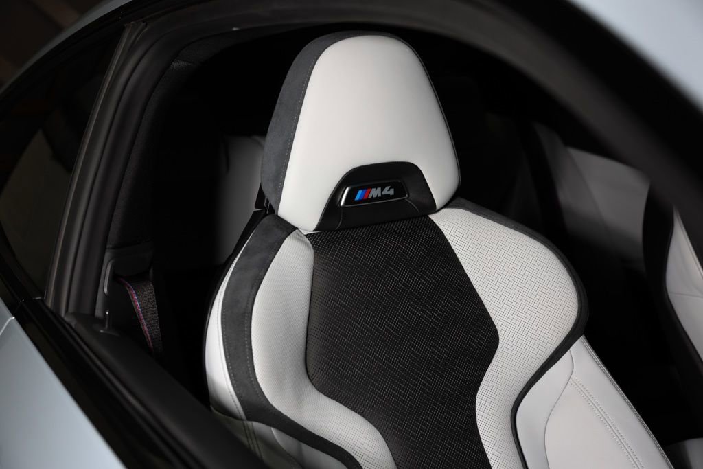 Used 2021 BMW M4 Competition w/ M Carbon Exterior Package image 44