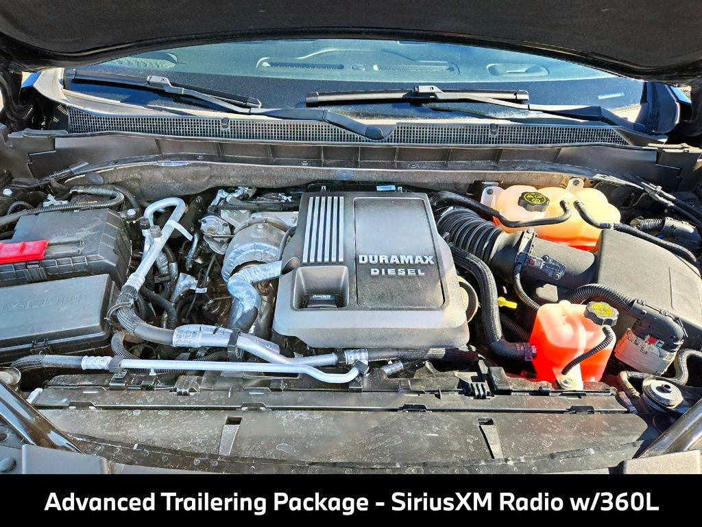 Used 2022 Chevrolet Tahoe RST w/ Luxury Package AWD/4WD image 16