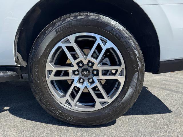 Certified 2025 Ford Expedition Active AWD/4WD image 10