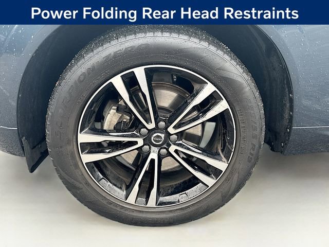 Used 2021 Volvo XC60 T5 Momentum w/ Premium Package image 31