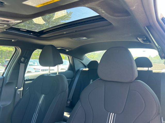 New 2026 Hyundai Elantra SEL Sport Premium w/ Cargo Package FWD image 23
