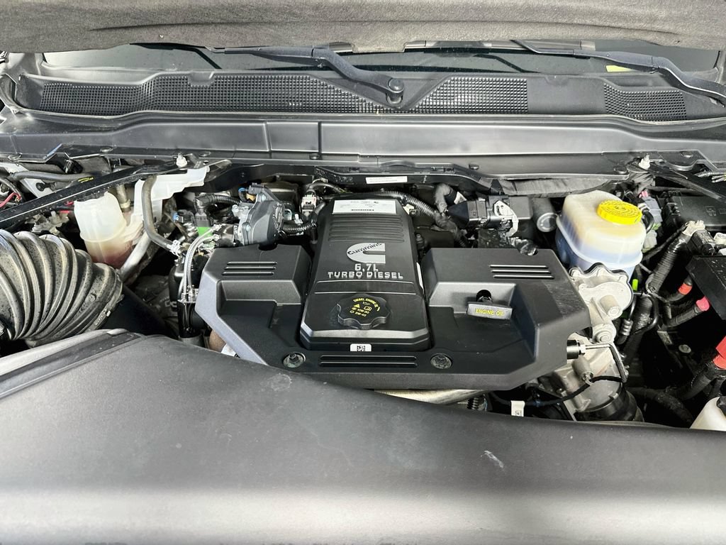 Used 2024 RAM 3500 Limited AWD/4WD image 31