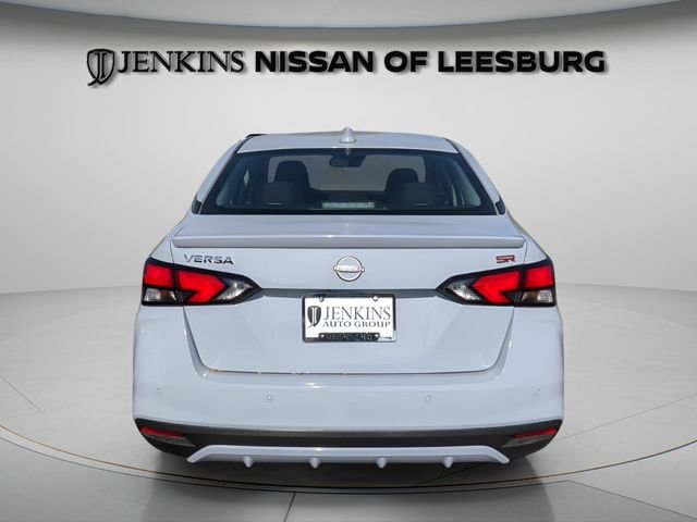 New 2025 Nissan Versa SR w/ Trunk Package image 9