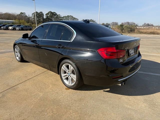 Used 2017 BMW 330i xDrive Sedan image 3