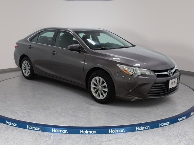 Used 2015 Toyota Camry LE FWD image 4