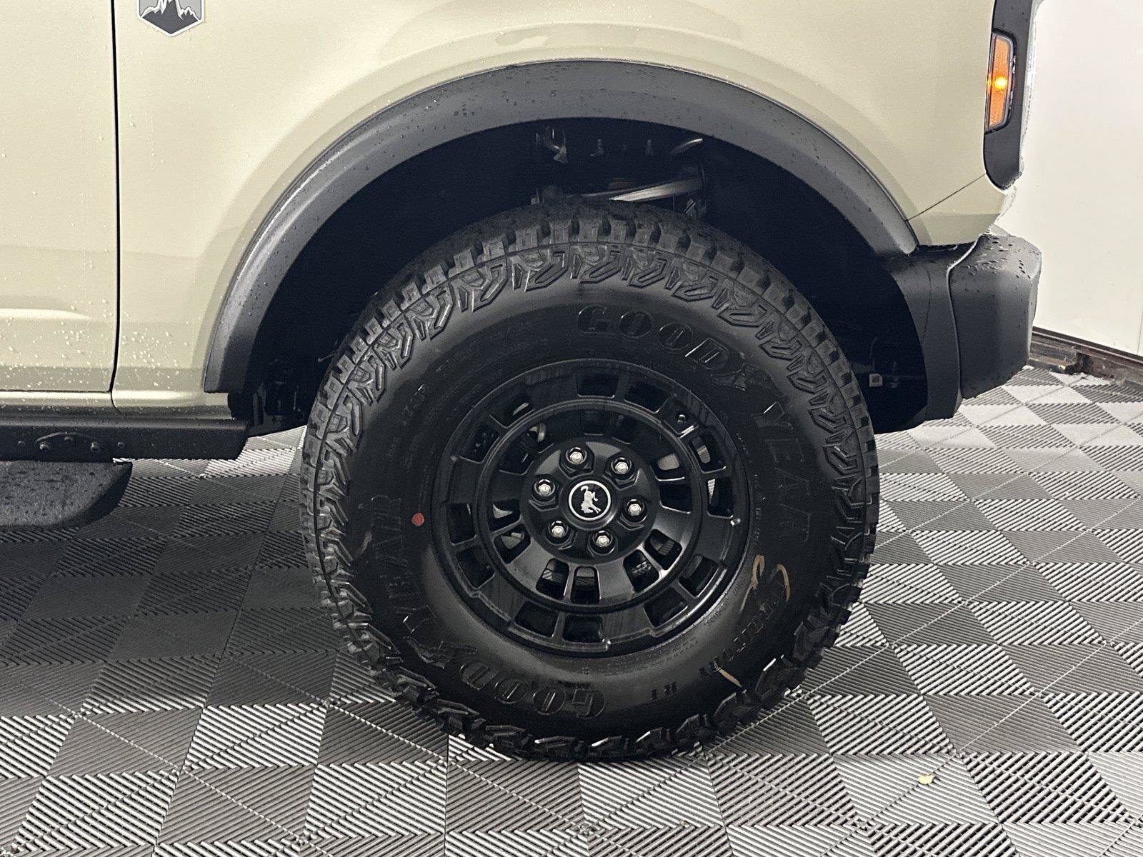 New 2026 Ford Bronco Big Bend w/ Black Diamond Package AWD/4WD image 15