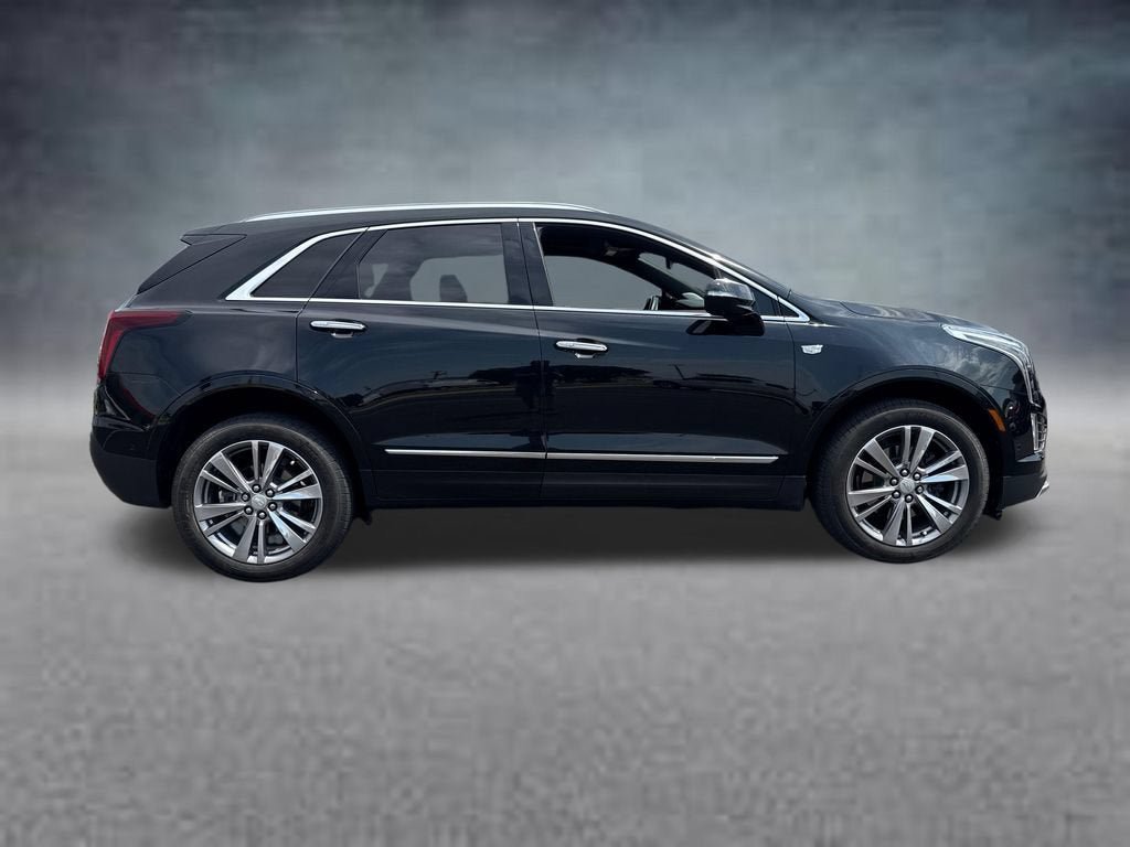 Certified 2024 Cadillac XT5 Premium Luxury w/ Technology Package FWD image 10
