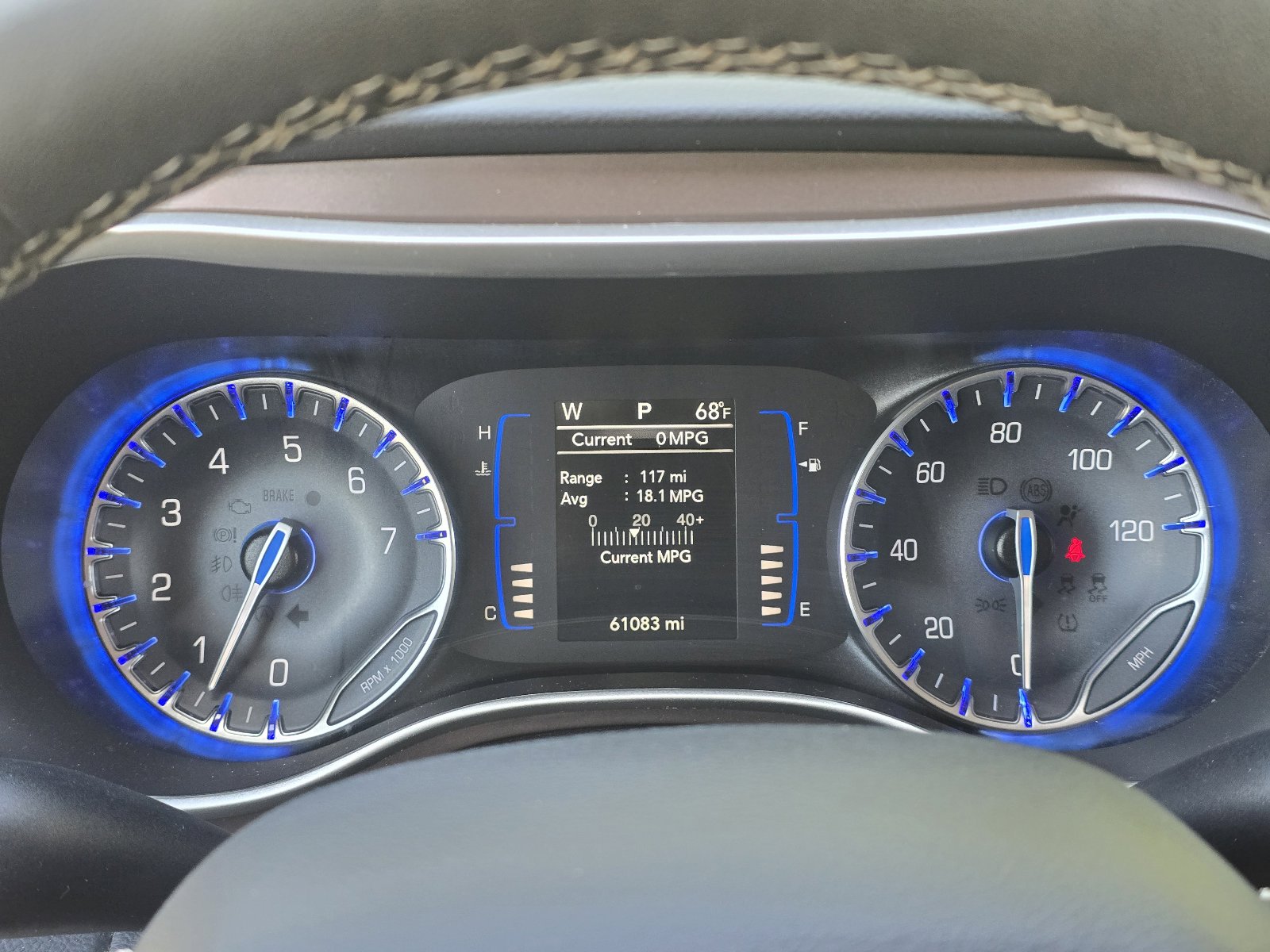 Used 2022 Chrysler Voyager LX FWD image 17
