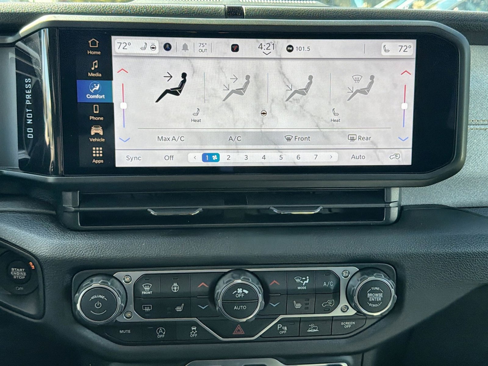 New 2025 Jeep Wrangler Sport image 20