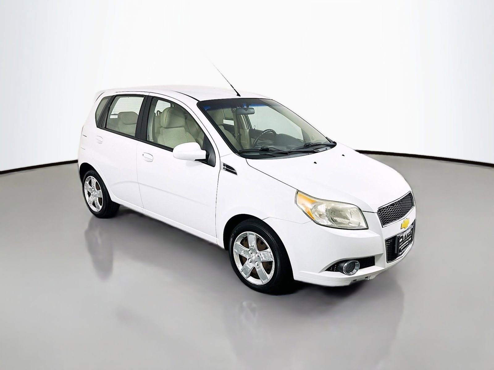 Used 2011 Chevrolet Aveo5 LT