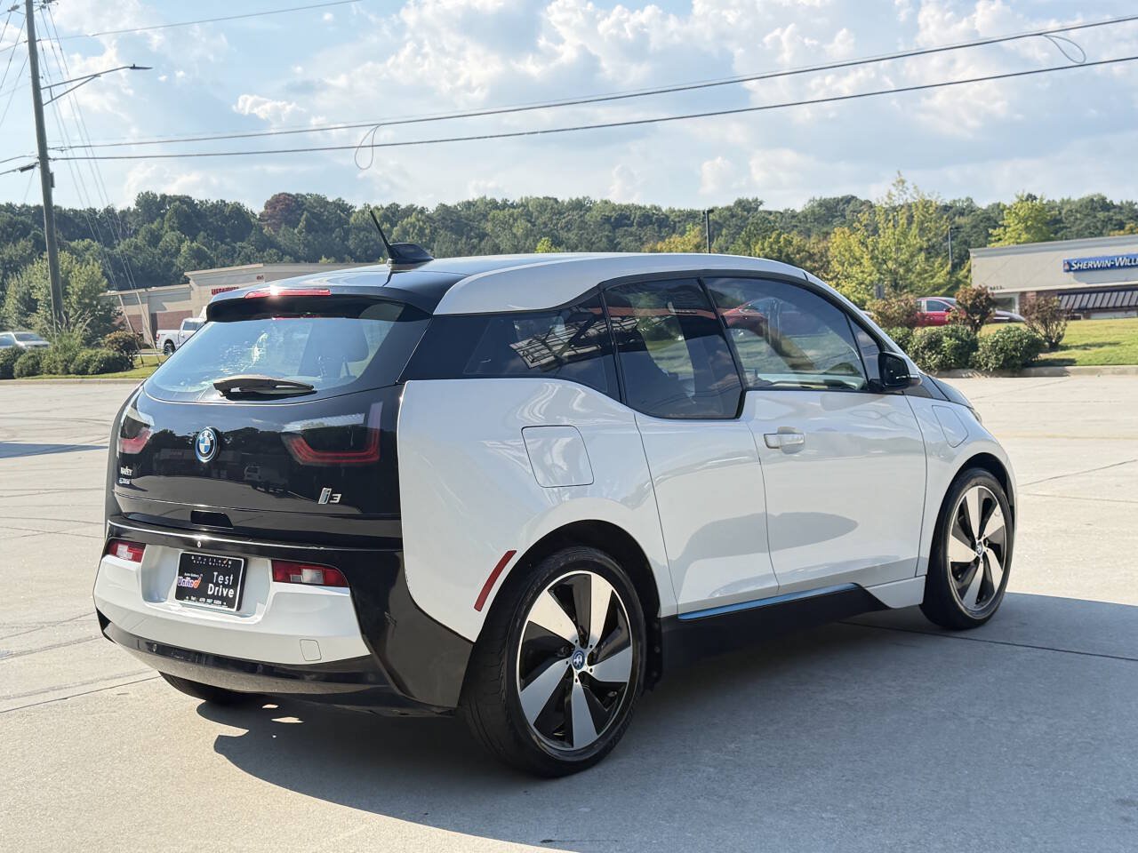Used 2015 BMW i3 w/ Range Extender RWD image 23