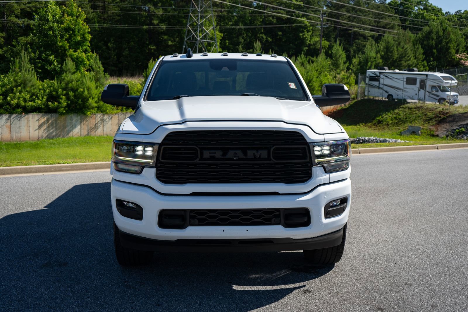 Used 2022 RAM 2500 Limited w/ Safety Group AWD/4WD image 2