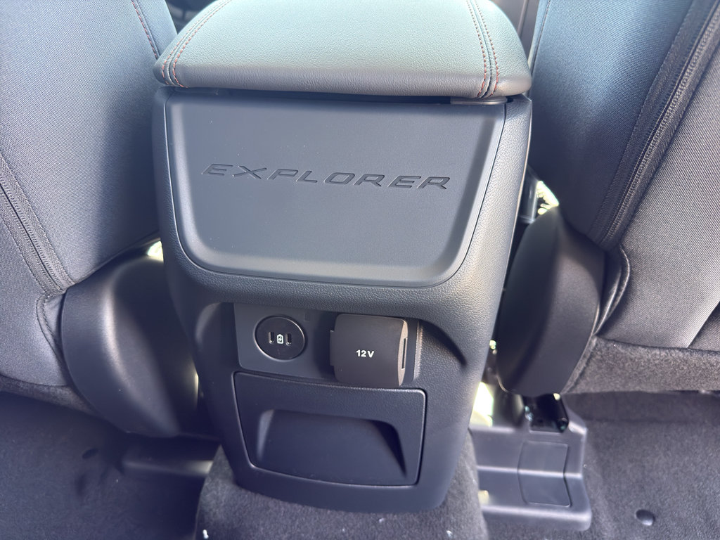 New 2026 Ford Explorer Active RWD image 18