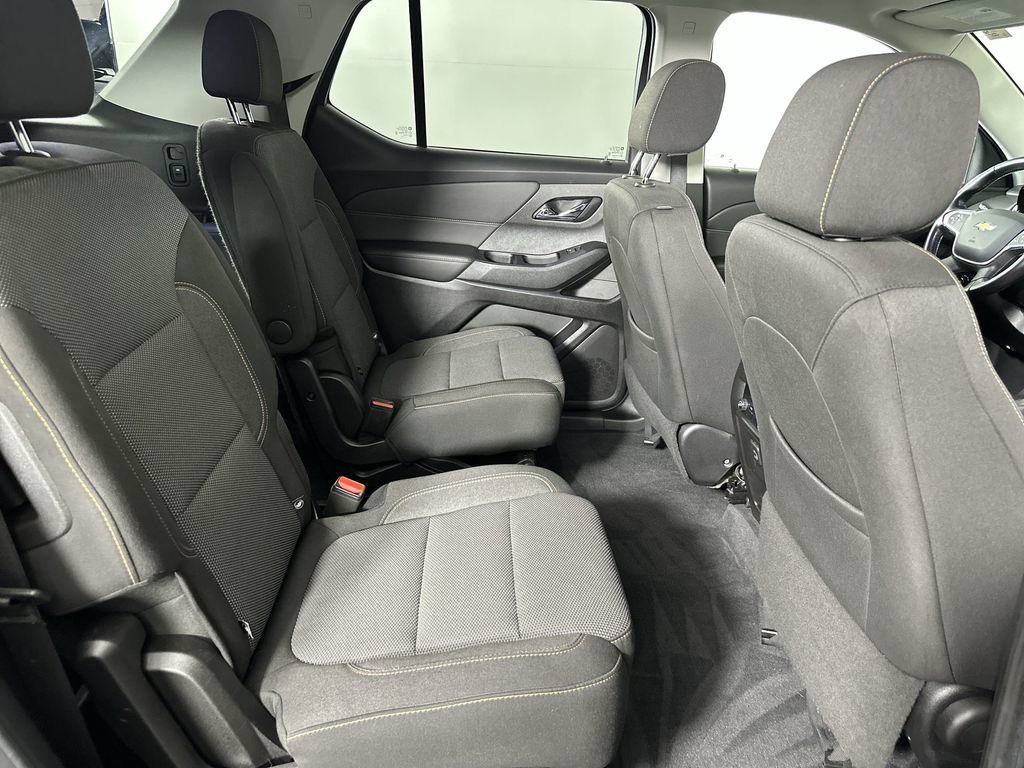 Used 2019 Chevrolet Traverse LT FWD image 28