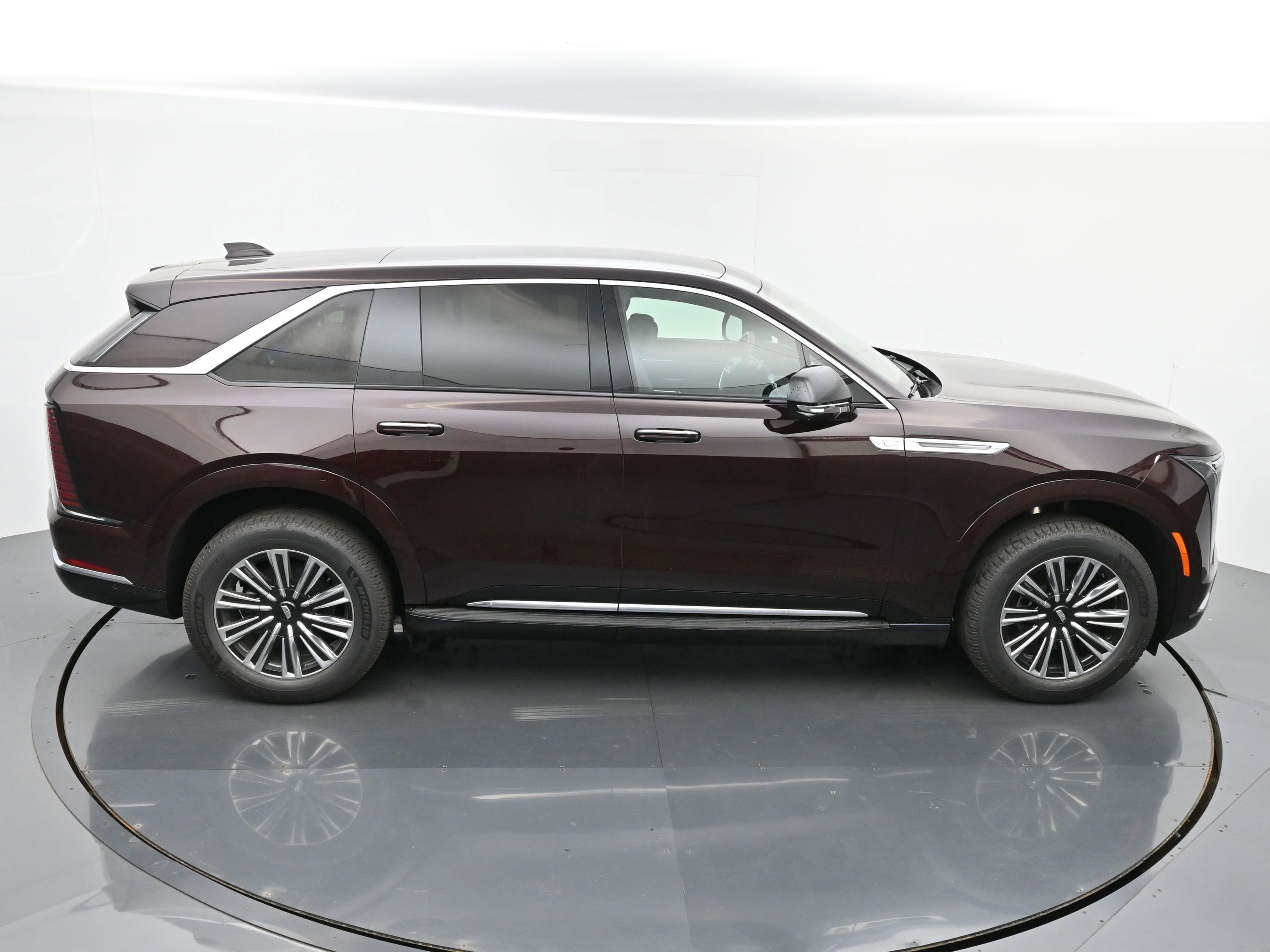 New 2026 Cadillac Escalade IQ Luxury 1 w/ LPO, Floor Liner Package image 28