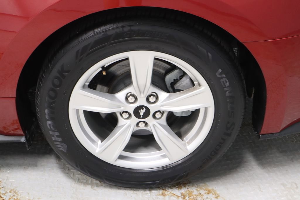 Certified 2021 Ford Mustang Convertible image 18