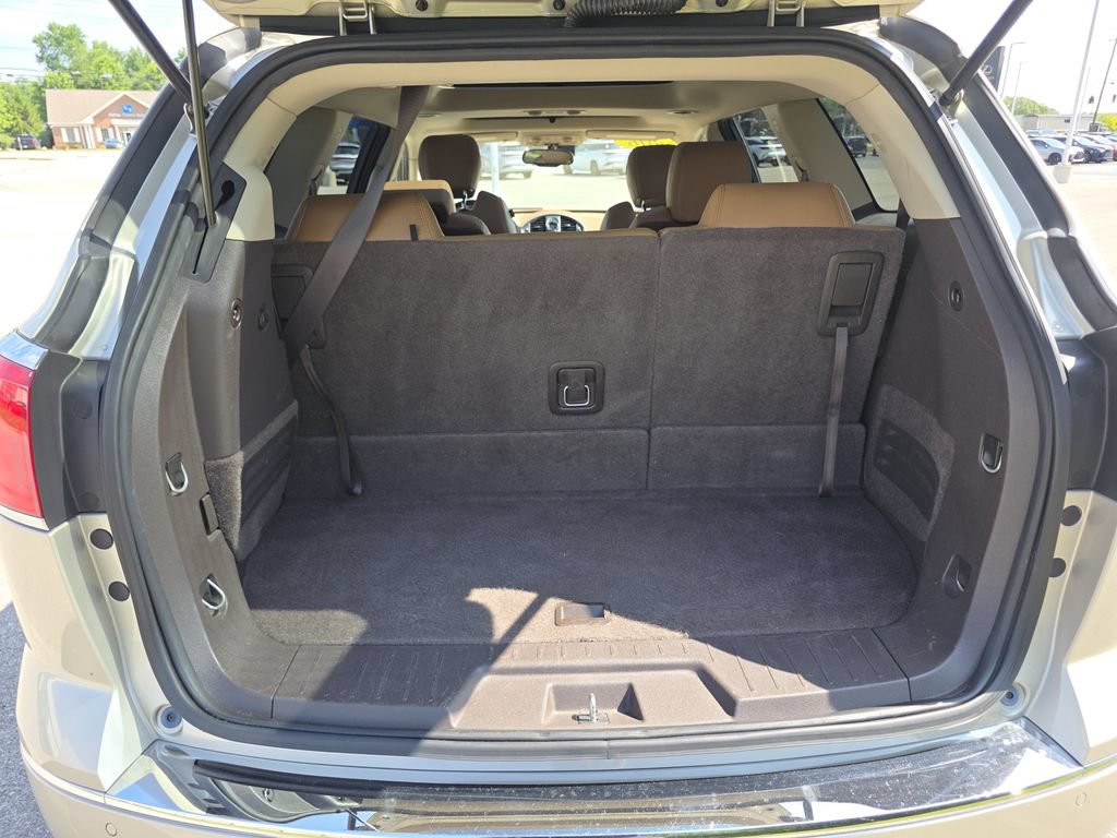 Used 2016 Buick Enclave Premium w/ Experience Buick Package FWD image 11