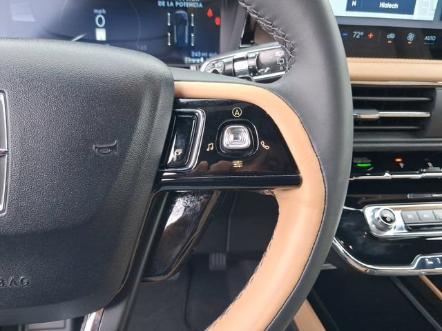 Used 2023 Lincoln Corsair Reserve FWD image 18