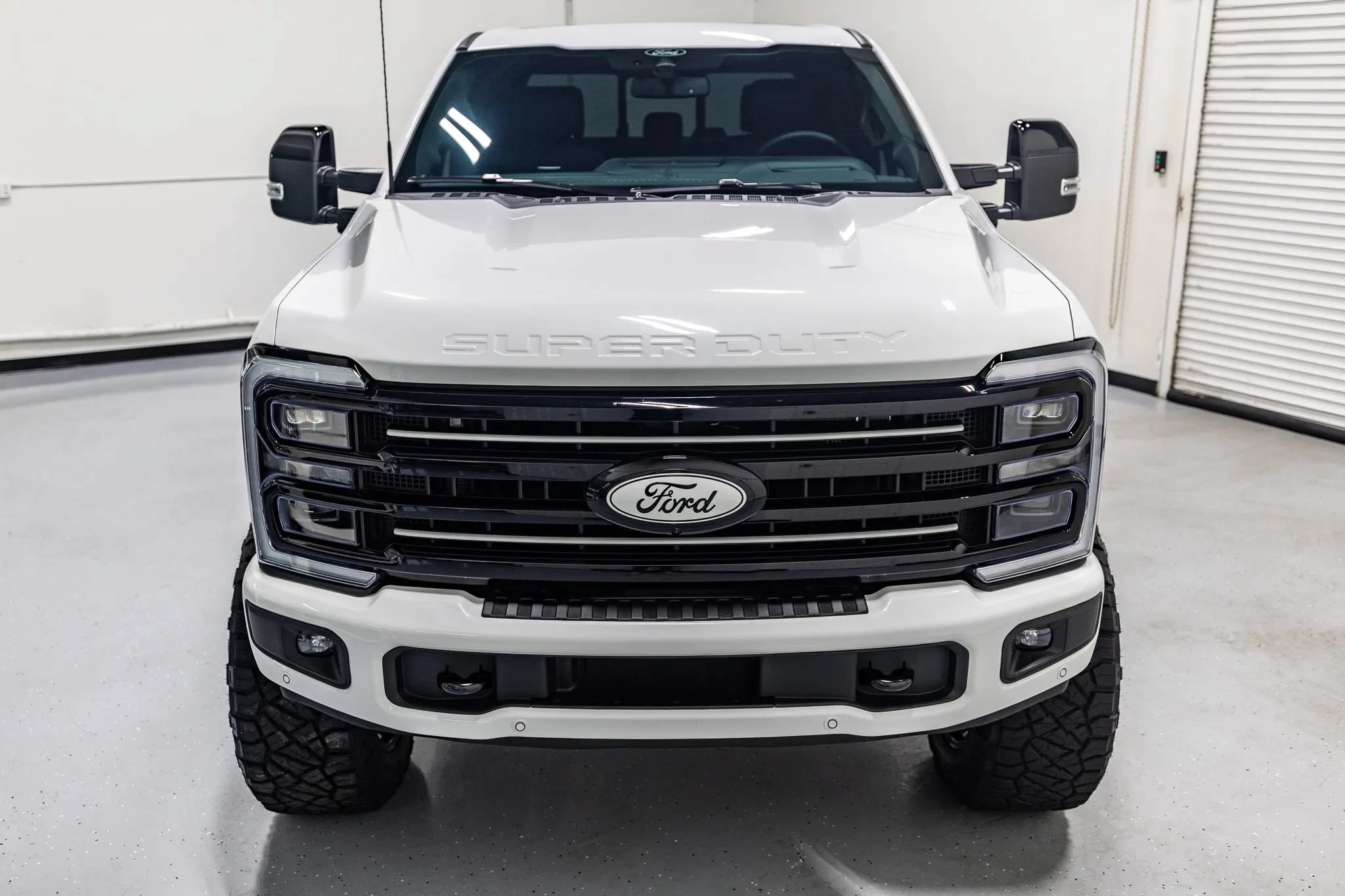 Used 2026 Ford F250 Platinum w/ Tremor Off-Road Package AWD/4WD image 5
