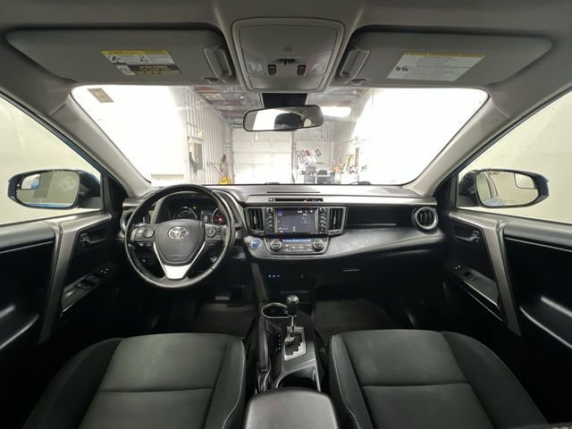 Used 2018 Toyota RAV4 XLE image 21